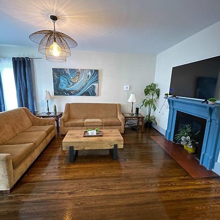 East Lake Stunner-Located At The Foot Of The Ruffner Mountains برمنغهام المظهر الخارجي الصورة