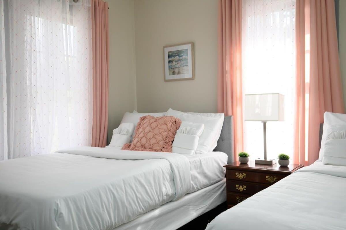 East Lake Stunner-Located At The Foot Of The Ruffner Mountains برمنغهام المظهر الخارجي الصورة