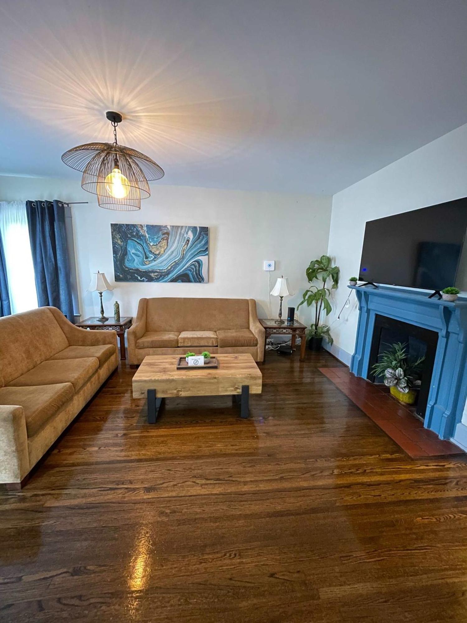 East Lake Stunner-Located At The Foot Of The Ruffner Mountains برمنغهام المظهر الخارجي الصورة